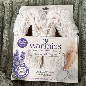 Warmies Snuggable Cream Slippers